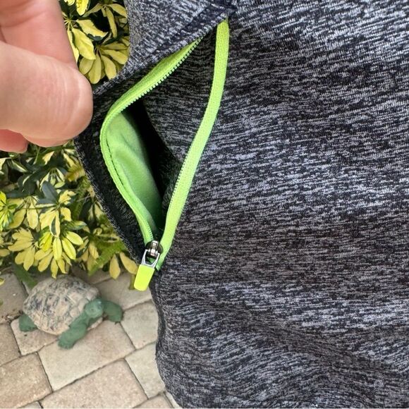 Sweaty Betty Active Vest - Picture 6 of 10